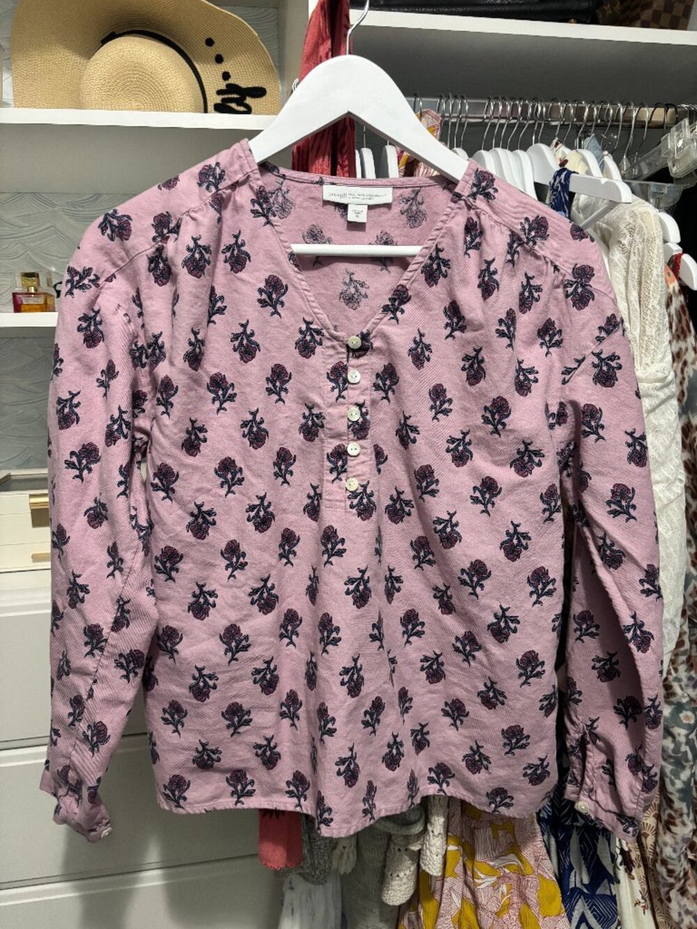 J. Jill Pure Jill organically grown cotton top in a lavender floral (XS)